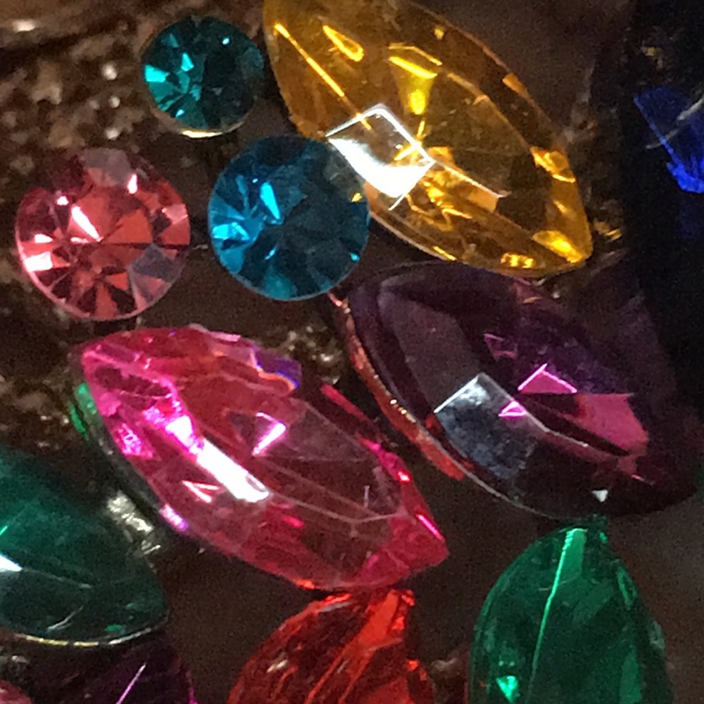 Multi-Color Crystal Flower Necklace - Picture 4 of 14